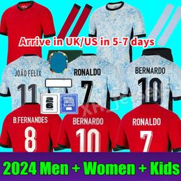 2024 Maglie da calcio Portogallo 2024 Joao Felix Pepe Bermardo B.Fernandes Camisa de Futebol J.Moutinho Shirt da calcio uomini Kit Kit Women Ronaldo Portoghese