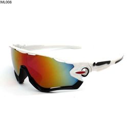 Designers' New Explosions Are New. Riding Glasses Windproof Mens and Womens Outdoor Sports Sunglasses Professional Sand Electric Bicycles