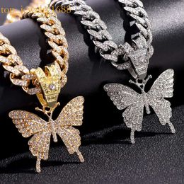 Chokers Trendy Butterfly Crystal Anhänger für Frauen vereiste kubanische Verknüpfungskette Chunky Halskette Choker Hip Hop Schmuck 230428