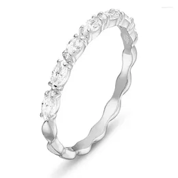 Cluster Rings A 925 Silver -selling Ring Is Made Up Of Oval Shaped Transparent Zirconia Bricks In Three Colours For Selection