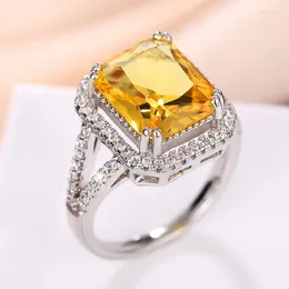 Wedding Rings Huitan Gorgeous Yellow Cubic Zirconia Women For Engagement Temperament Elegant Female Accessories Fashion Jewellery