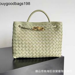 Andiamos Bags Bottegvenetas Handbags 2024 New Andiamo Medium and Small Handbag Woven Tote Bag One Shoulder Oblique Straddle Vegetable Basket Water Bucket Female fr