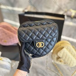 2024 Luxurys Womens Purses Saddle Half Moon Bag Fashion Designer Handbags Mens Crossbody Tote Genuine Leather Even Heart Bag Clutch City Gold Chain Shoulder