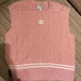 Tanques femininos Camis Designer Spring / Summer 2022 Novo pequeno suéter de pulôver de cor sólida pequena curta Sweater Slim Mulheres ftao