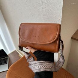 Shoulder Bags Vintage PU Leather Flap Women Wide Strap Handbag Purse Fashion Designer Crossbody Bag Female Casual Travel Pillow