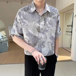 Men's Casual Shirts 2024 Summer Ice Silk Breathable Shirt Short Sleeve Loose Hawaiian Vacation Streetwear Oversized Men Clothing