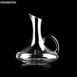 High Quality 1900ml Glass Bevel Spout Wine Decanter Dispenser Carafe with Handle Bottle Home Bar Tool Barware Supplies 240415