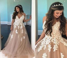 White Lace Applique Sexy Backless Spaghetti Strap ALine Long Prom Gowns Champagne Tulle Evening Dress Robe De Soiree Cheap9129944