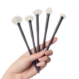 Kits Professional Handmade Makeup Brushes Soft Saibikoho Goat Hair Small Fan Highlighter Eye Shadow Brush Ebony Handle Make Up Brush