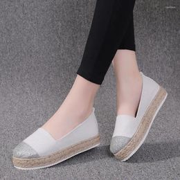 Casual Shoes 2024 Spring And Autumn Flat Patchwork Moccasin Soles White / Black Extra Large 35-43