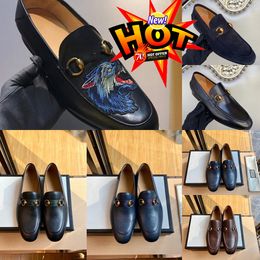 2024 Fashion Comfort Designer Dress Shoe Sole Loafer Luxury Women Platform Shoes Mans shoes Canvas Rubber Ladies High Quality Leather shoes Casual Shoes Soft