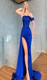 Royal BlueLace Mermaid Evening Dresses Strapless Short Sleeves High Side Split Court Train Satin Formal Prom Special Occasion Dres5753702