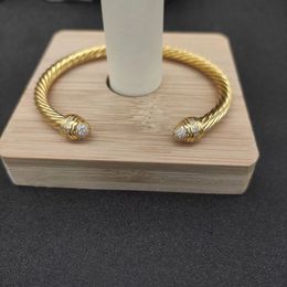 Dy Designer Marca de moda de alta qualidade Trendência de luxo David Yurma Bracelets Bracelete de joias Simples e elegante Popular Twoven Twisted Ring David Bracelet