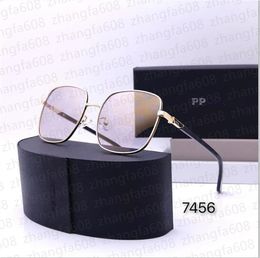 Designer PRA und DA Designer Sonnenbrille Männer Brillen im Freien Schatten PC Frame Fashion Classic Lady Ggiye Montag Netflix gelangweilt Frauen mit Box