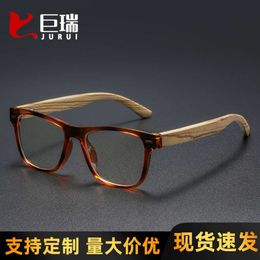 Bamboo and Wood Leg Non Degree Glasses, Fashionable Anti Blue Light Flat Mirror, Black Frame Optical Mirror