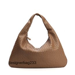 Designer Handmade Leather 2024 Woven Bag Underarm Hop Venetas Bottegs Super Large Teen Pure Western Hobo Cowhide Casual Jodie Ha Bags Soft PEXW