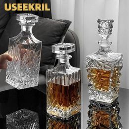 Creative Whiskey Bottle European Style Highend Classical Glass Bottles Home Wine Decanter Bar Accessories 240415