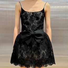 Casual Dresses Runway Luxury Black Lace Sweet Bow High Waist Curling Fluffy Sling Mini Dress Designer Chic Summer Party Evening Sexy