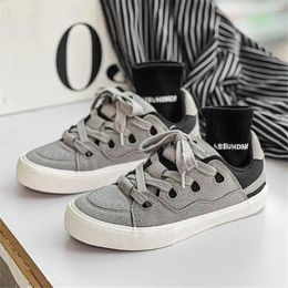 Casual Shoes Fall Number 40 Mans Stylish Sneakers Golf Training Designer Flat Sport Link Vip Unique Expensive Shouse 2024g