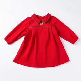 Abiti in primavera e autunno delle ragazze, grandi abiti da principessa rossa, abiti ricamati e alla moda a maniche lunghe per bambini di piccole e medie dimensioni.