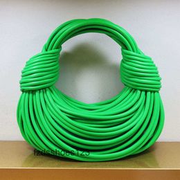 Totes Brand Knot Knitted Lady Venata Purse Noodle 2024 Designer Hand Bag Handbag Small Leather Womens Round Handbags Bags Cattle Botteega Double EQ5V