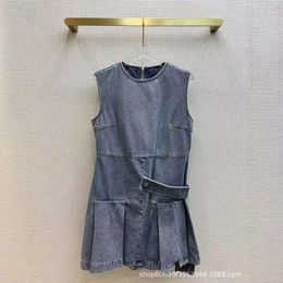 24ss Spring/summer Small Popular Wash Blue Waist Fold Show Slim Spliced Sleeveless Denim Dress