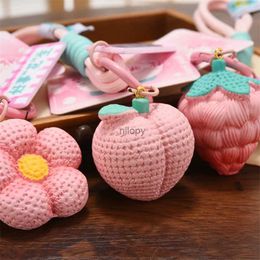 Keychains Lanyards Good Things Happen Women Pink Flower Keychain Trendy Peach Strawberry Pendant Keyring Jewellery Cartoon Girls Bag Ornament