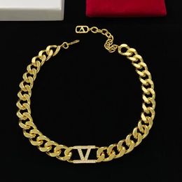 Gold Colour Women Designer Choker Necklace Bracelet Earrings Luxury Pendant Necklace Fashion Bracelets Hollow V Letter Sets For Party Gifts