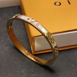 Designer Gold Bangle Bracelet Fashion Jewelry Gift Party Cuff Bracelet Designer for Women Stainless Steel Jewelry Wholesale