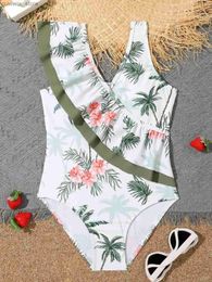 Jednoczęściowe kwiatowe dziewczęta dziewczęta nastolatki One Piece Swimsuit 7-12 lata Summer Kids Szybźnie dzieci na plaży Ruffle Swimming Suit Monokini Y240412