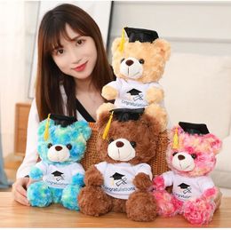 2024 Regali della stagione di laurea Doc Hat orsacchiotto bambole peluche per compagni di classe e bambini alla cerimonia di apertura regali all'ingrosso