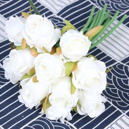 Decorative Flowers 12pcs/lot Silk Flower Artificial Wedding Bride Bouquet White Pink Royal Rose Home Party & Wreaths