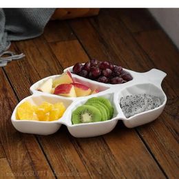 Plates Creative Leaf Shaped Ceramic Fruit Plate Living Room Snack Nut Dried Candy Household Tableware