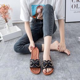 Slippers 2024 Fashion Summer Women Sandals Outdoor Personalised Lightweight Bow Set Toe Flat Beach Non Slip Casual Flip Flop