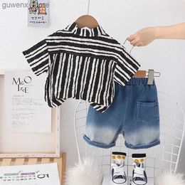 Clothing Sets New Summer Baby Clothes Suit Children Boys Fashion Striped Shirt Shorts 2Pcs/Sets Toddler Casual Sports Costume Kids Tracksuits Y240415Y240417ECL0