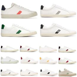 2024 Womens Designer Shoes Campo Chromefree Leather Sneakers V10 Casual platform shoe White Black Nacre Almond trainer men women luxury Casual Trainers size 36-45