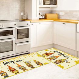 Carpets Kitchen Floor Mats Anti Slip Funny Honey Bee Gnomes Print Long Rugs Carpet For Bedroom Hallway Outdoor Indoor Entrance Doormat