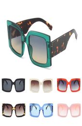 Trendy Large Frame Square Sunglasses For Women 2022 Luxury Brand Designer Retro Wide Legs Sun Glasses Men Fashion Colored Shades M5068710