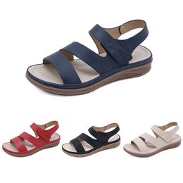men women designer sandals summer beach slippers GAI black cassic style comfortable womens outdoor sneakers fashion slides