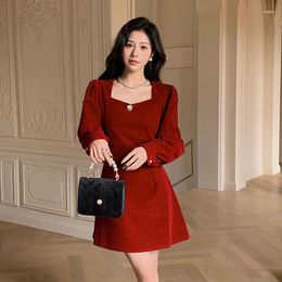 Casual Dresses Miiiix French Fashion And High-end Feeling Hepburn Style Dress 2024 Women's Summer Velvet Lining Female Clothing