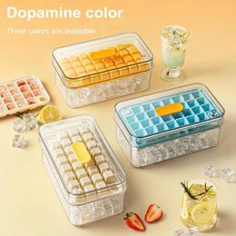 Baking Moulds Low Temperature Stability Ice Tray Spill-resistant Cube Trays With Lid Bin For Freezer Easy Whiskey Mess-free