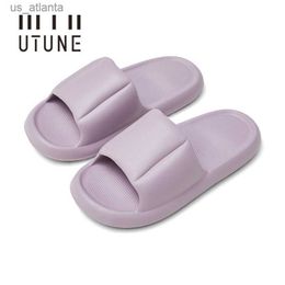 Slippers UTUNE Massage for Women Home Slides Summer Shoes For Shower Anti-slip Couple Indoor Sandals Men Bathroom cream-colored H240416 CHWA