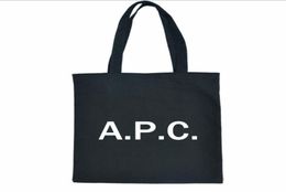 2019 New women039s handbagr APC Letter bag Canvas Shoulder Tote Bag shopping grapheme Bundle pocket blank canvas zipper bag8020899