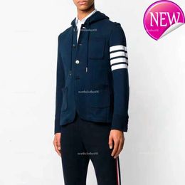 2022 패션 브랜드 블레이저 남성 영국인 캐주얼 정장 슬림 핏 남성 재킷 스프링 및 가을면 후드 코트