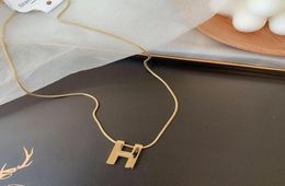 Chains Rose Gold Letter H Necklace Female Temperament Simple Necklaces Modification Clavicle Chain Fashionable Wear Single Product4403124