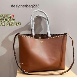 Women Vallen Shoulder Bag Quality Leather Designer Handbags Casual Fashion Totes High Bags Soft Stud Strap Large Tote Capacity 1PL5