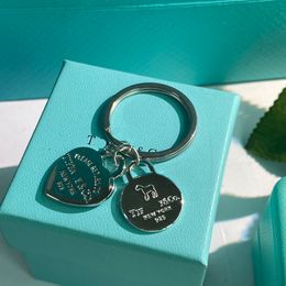 keychain designer keychain Luxury key chain letter design temperament versatile style fashion design 4 styles Christmas gift box Fashion versatile models petty 12