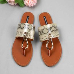 Slippers New Leather Sandals Women Summer Shoes Flat Bottom Open Toe Outside Beach Fashion Leopard Ladies Slides Big Size 36-41 H240416 8PZN