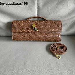 Bottegvenetas Andiamo Clutch Bag Sheepskin 2024 Woven New Genuine Leather Crossbody Fashionable One Shoulder Womens Small Square Handbag