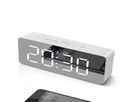 Table Clocks USB Battery Power Digital Clock Bedside LED Desk Alarm Electronic Desktop Watch Reloj De Mesa2760380